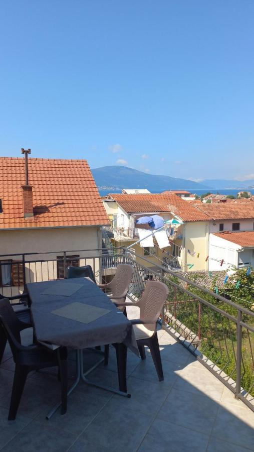 Belane Apartments Tivat Buitenkant foto